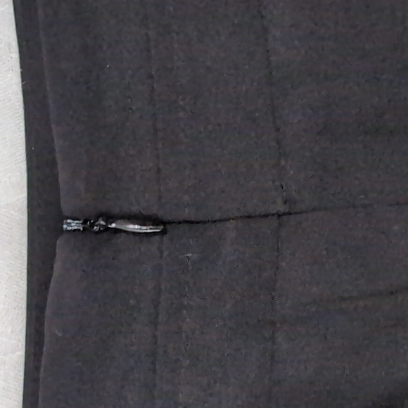 Worthington Petite Black Pencil Skirt Zip Back with Pockets Size 6P - Picture 4 of 6